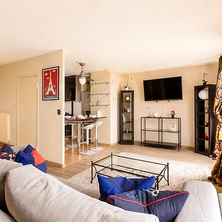 Apartment Le Palacio, Vue Tour Eiffel Entre Paris Et Disneyland *